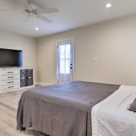 Spacious Gulfport Home With Yard 1 Mi To Beach Eksteriør bilde